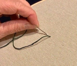 Rückstich sticken Schritt 3