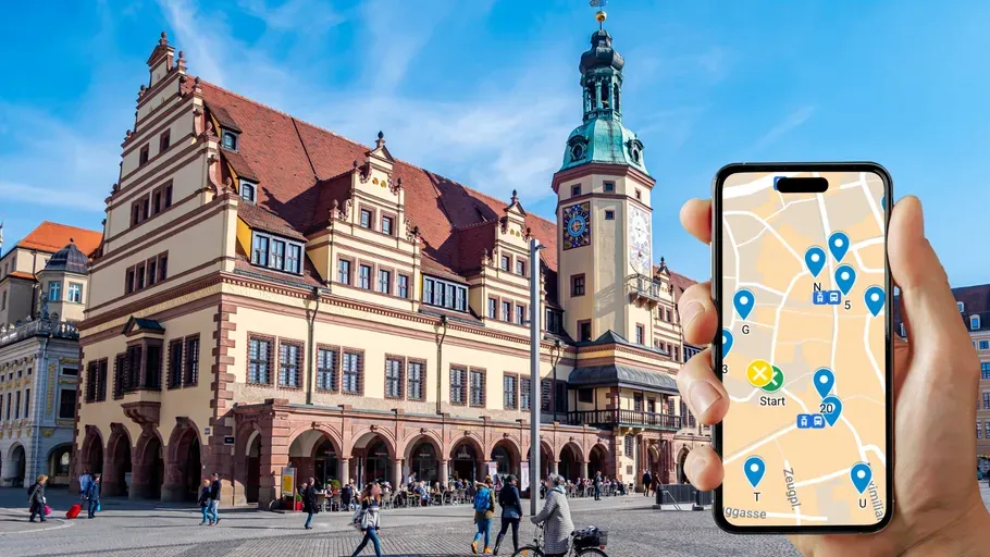 Handy mit Karte in Leipziger Innenstadt.