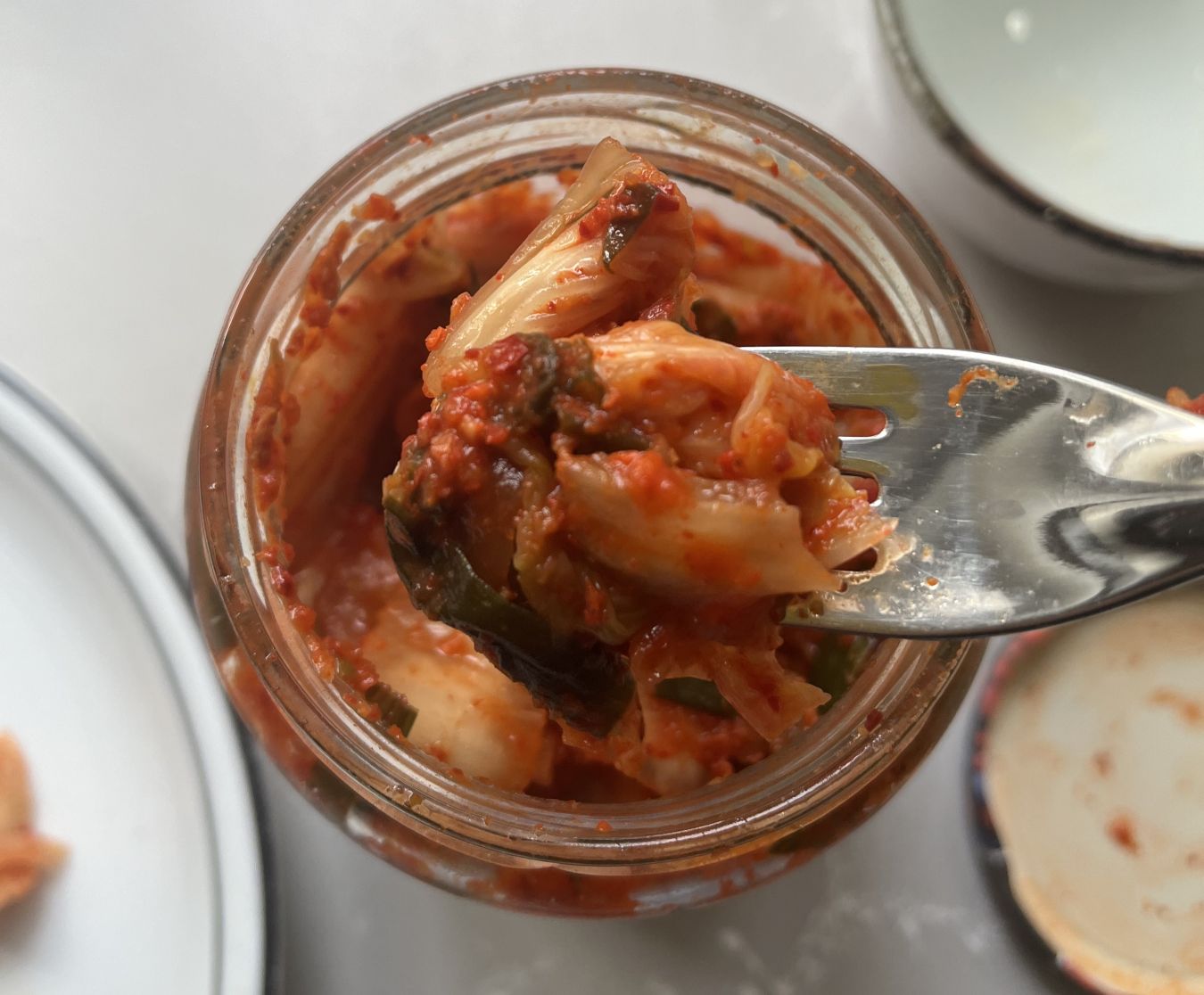 Kimchi in einem Vorratsglas.